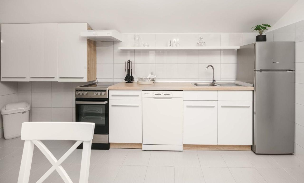 Vila Ms2 Apartment Tribunj  Bagian luar foto