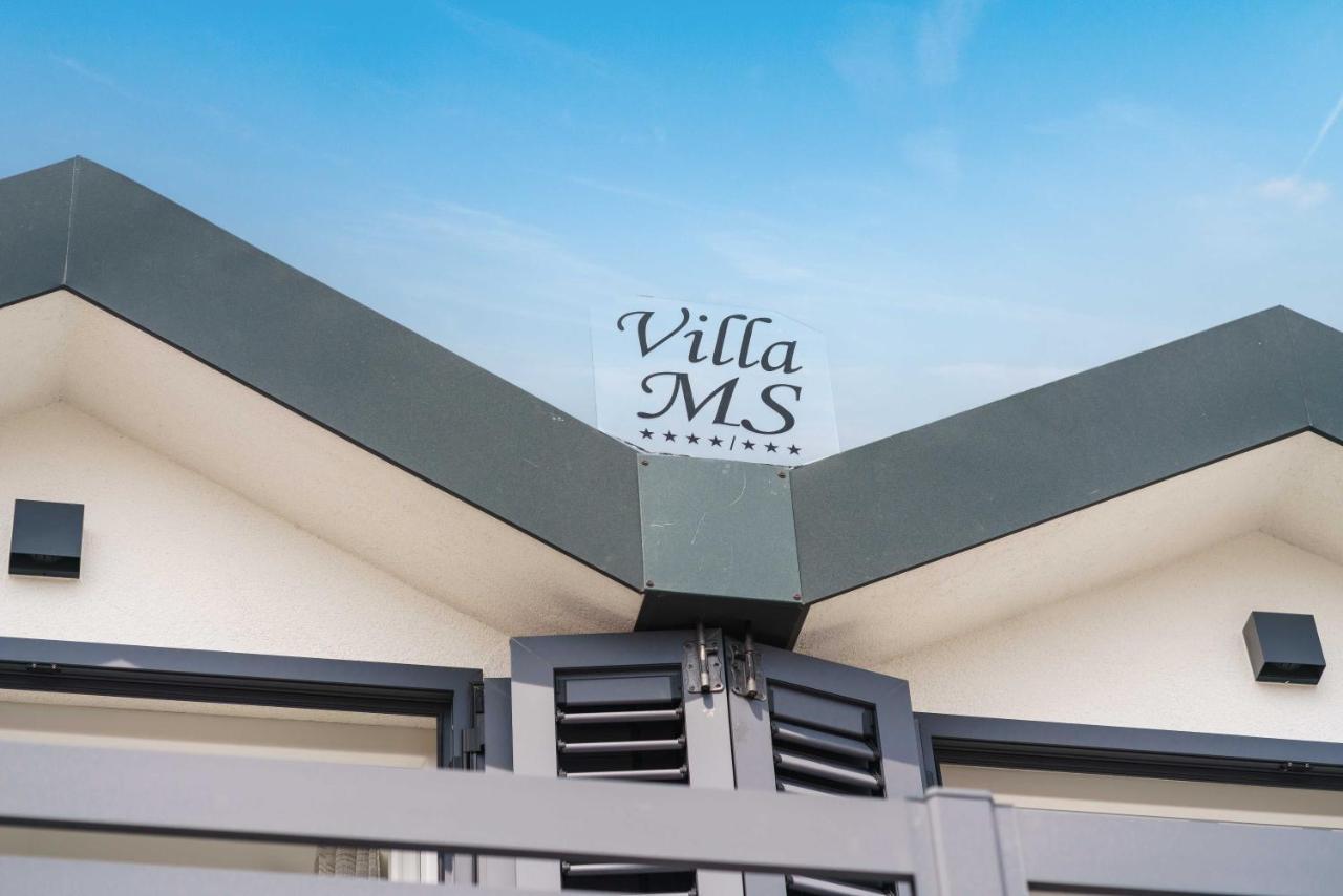 Vila Ms2 Apartment Tribunj  Bagian luar foto